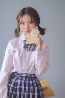 我的妈妈李彤彤25